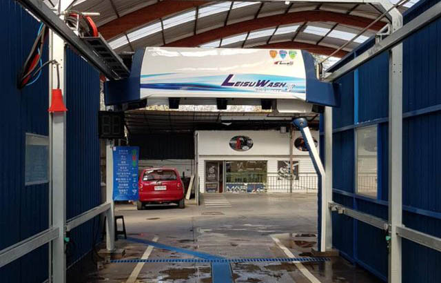 Chile TouchFree Car Wash Center