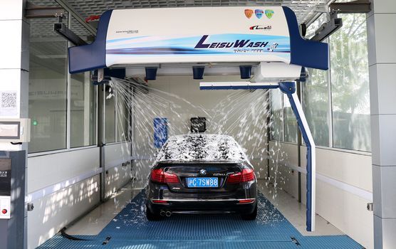 Leisuwash 360 touchless car wash equipment