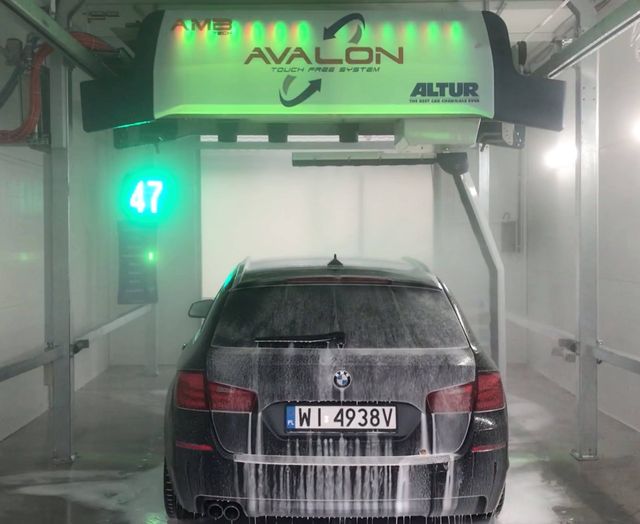 Leisuwash car wash machine in Poland