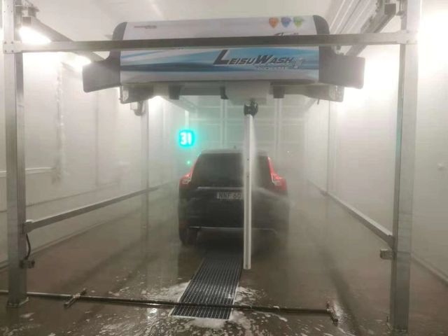 Leisuwash 360 car wash equipment