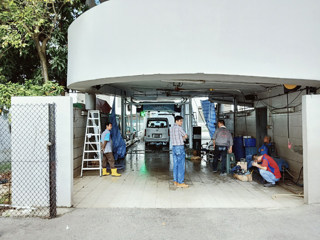 Leisuwash 360 car wash machine in Singapore