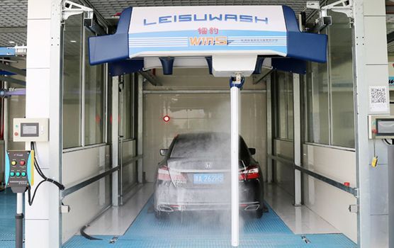 Leisuwash WIN5 car wash equipment
